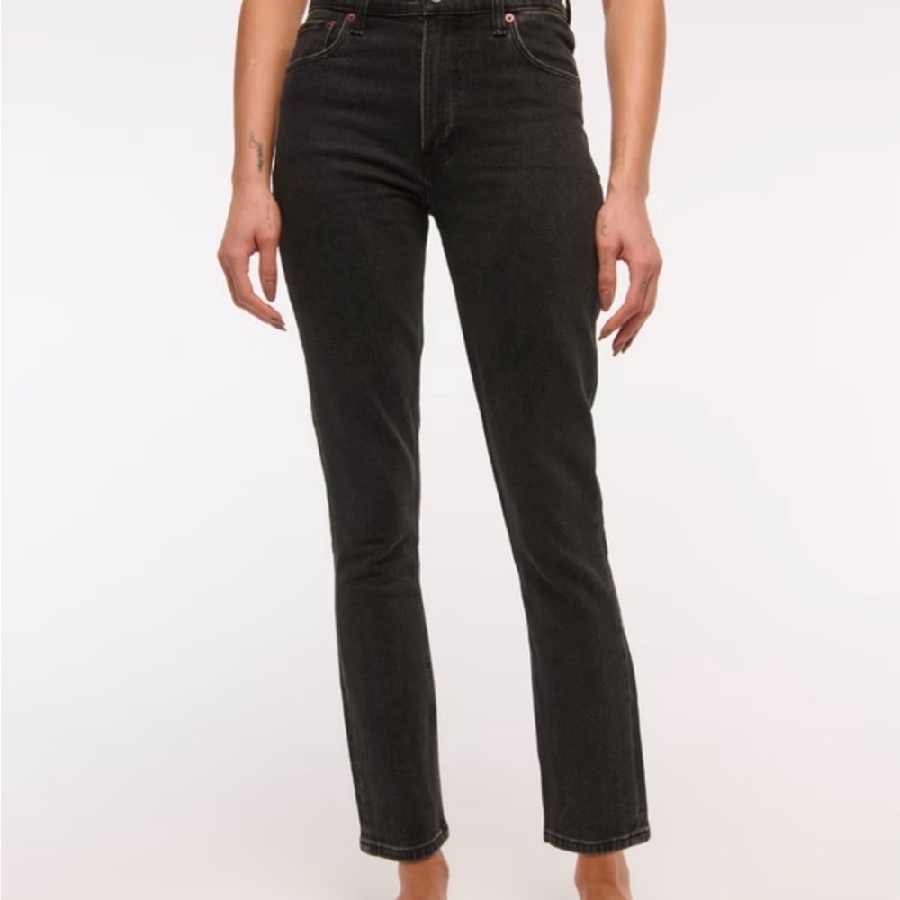 NWOT Abercrombie & Fitch Women's Black The Skinny Jeans Regular Length